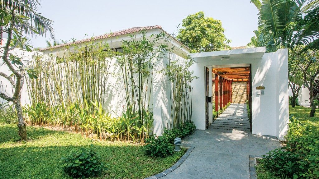 outside 4 1024x576 1