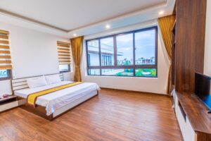 Villa 9 Phòng Ngủ - Sân Vườn Rộng 16 z3513669562940 5252546d676b01ea0bdb40642ba0ab72