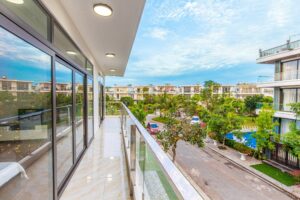 Villa 9 Phòng Ngủ - Sân Vườn Rộng 21 z3513669602596 ff949dacf22753ed11f3b3a723cf0c4e