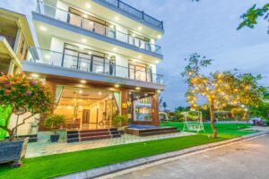 Villa 9 Phòng Ngủ - Sân Vườn Rộng 3 z3513669629637 54833724bf6e5a0a7bb54a512bfeb003