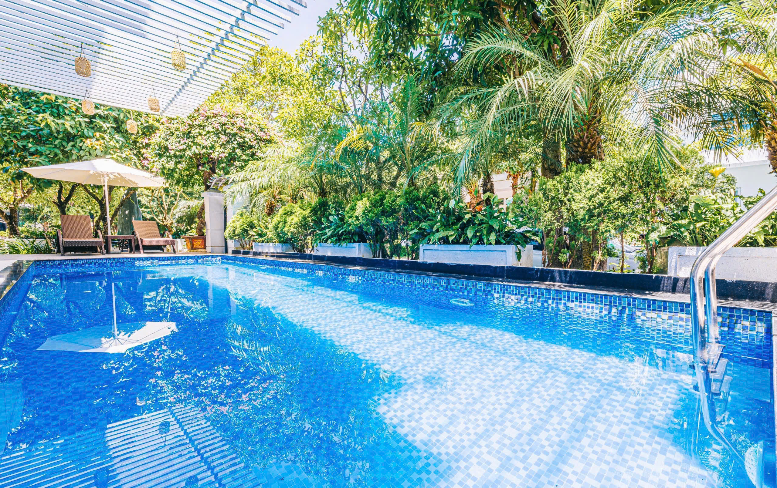 Villa 6 Phòng Ngủ Căn Góc Sân Vườn Rộng - Có Bi a Free